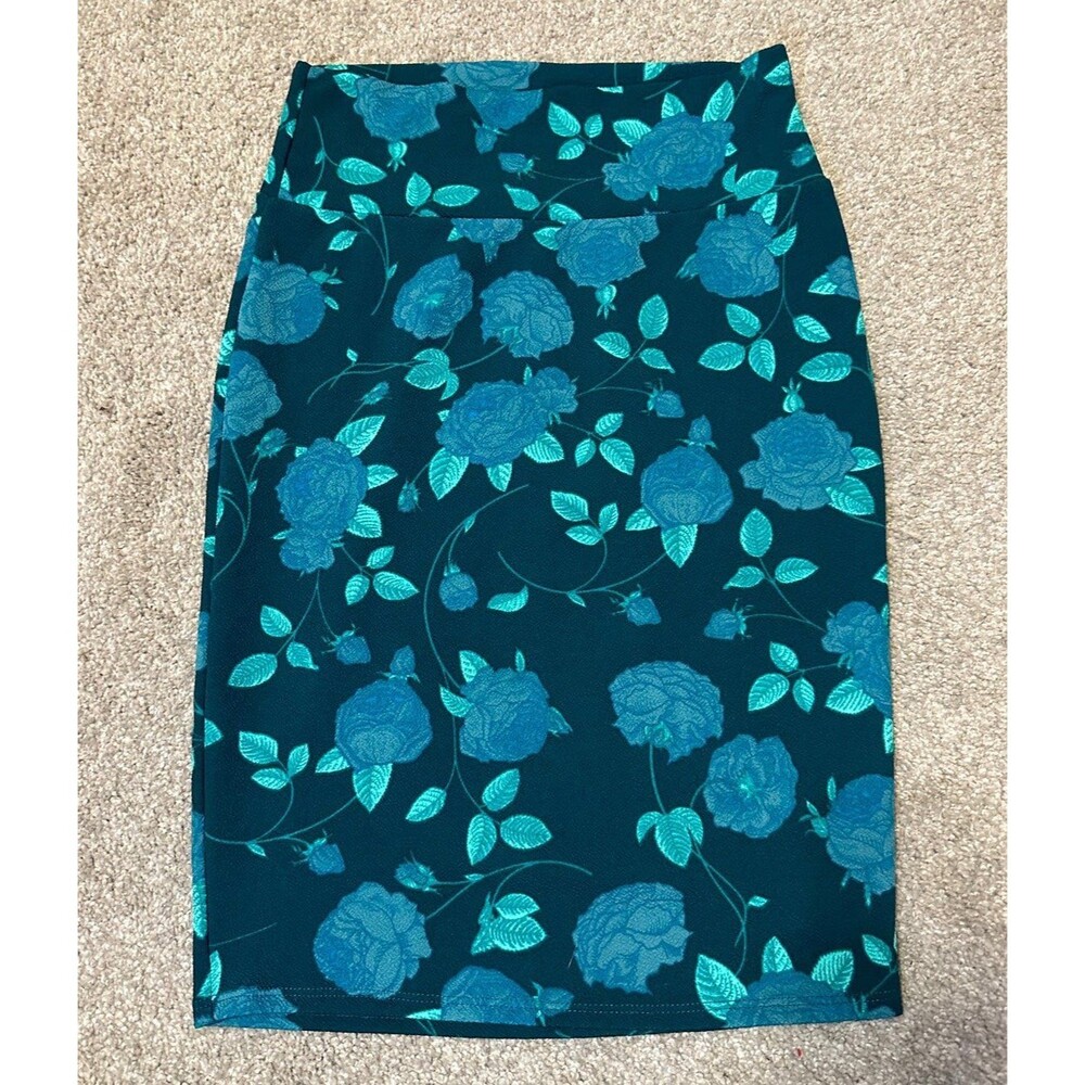 LuLaRoe green floral Cassie skirt, size small